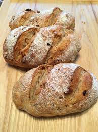 パンって太るってホント 小麦が香る男 サンドウィッチマンも大好きなパンの健康的な食べ方とは カフェちっくな 日常会話